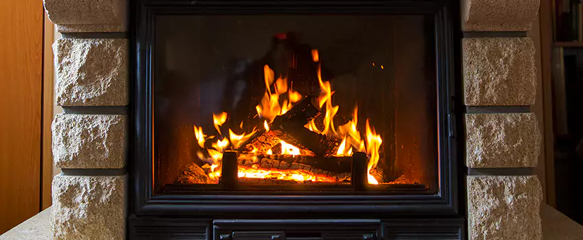Fireplace Design Ideas in Saint-Boniface, QC