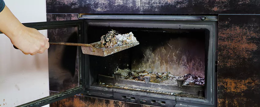 Fireplace Interior Sweeping in Saint-Boniface, QC
