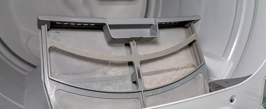 Benefits of Professional Clogged Dryer Vent Cleaning in Saint-Boniface, Quebec