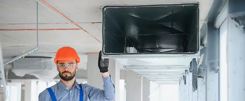 Insulated Damaged Ductwork Repair Services in Saint-Boniface, QC