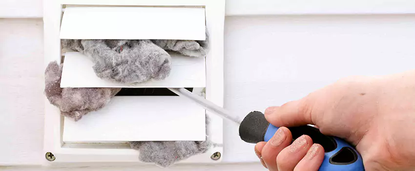 Signs of Dust Accumulation in Vents in Saint-Boniface, QC
